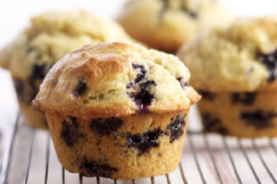 Refrigerator blueberry muffins