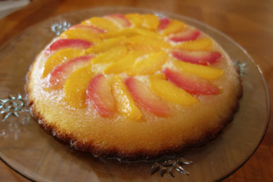 Upside-down peach cake