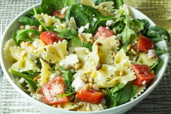 Spinach and pasta salad