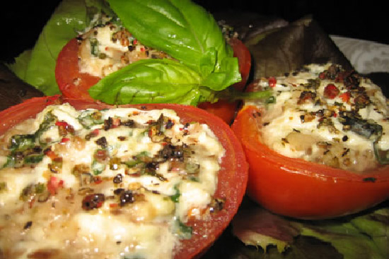Tomatoes stuffed with goat cheese