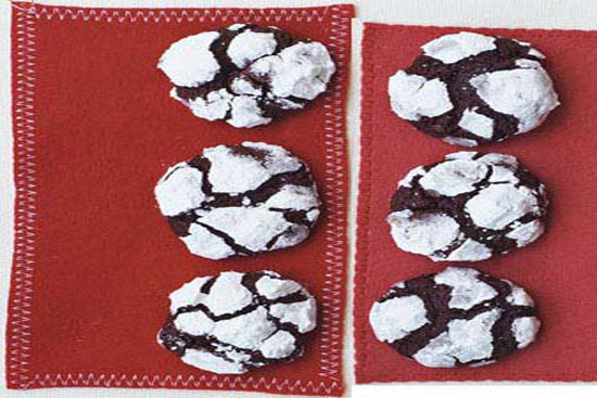 Chocolate Crinkle Cookies - A recipe by Epicuriantime.com