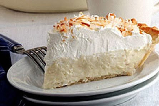Coconut cream pie - A recipe by Epicuriantime.com