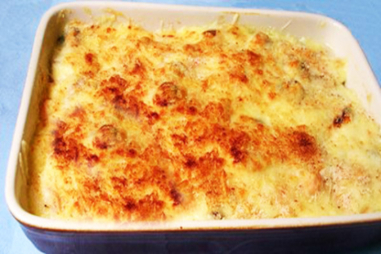 Creamed salmon casserole