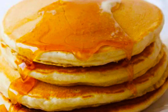 Light-buttermilk-pancakes